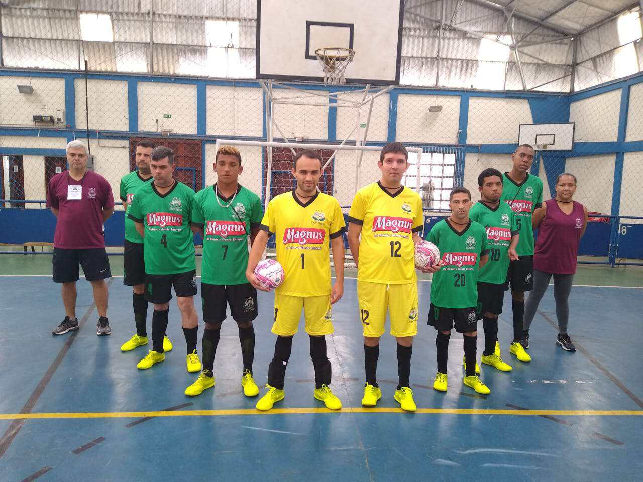 Futsal para atletas com deficiência intelectual.